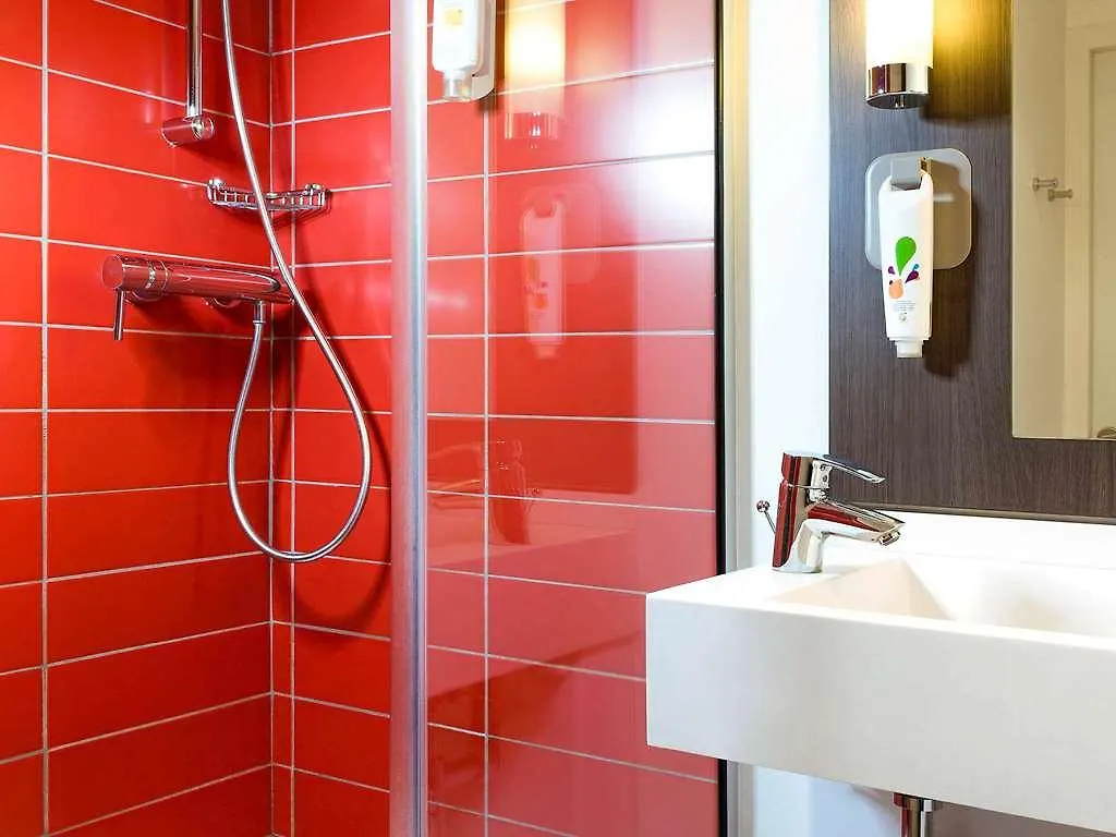 Ibis Styles Lyon Centre - Gare Part Dieu 3*,