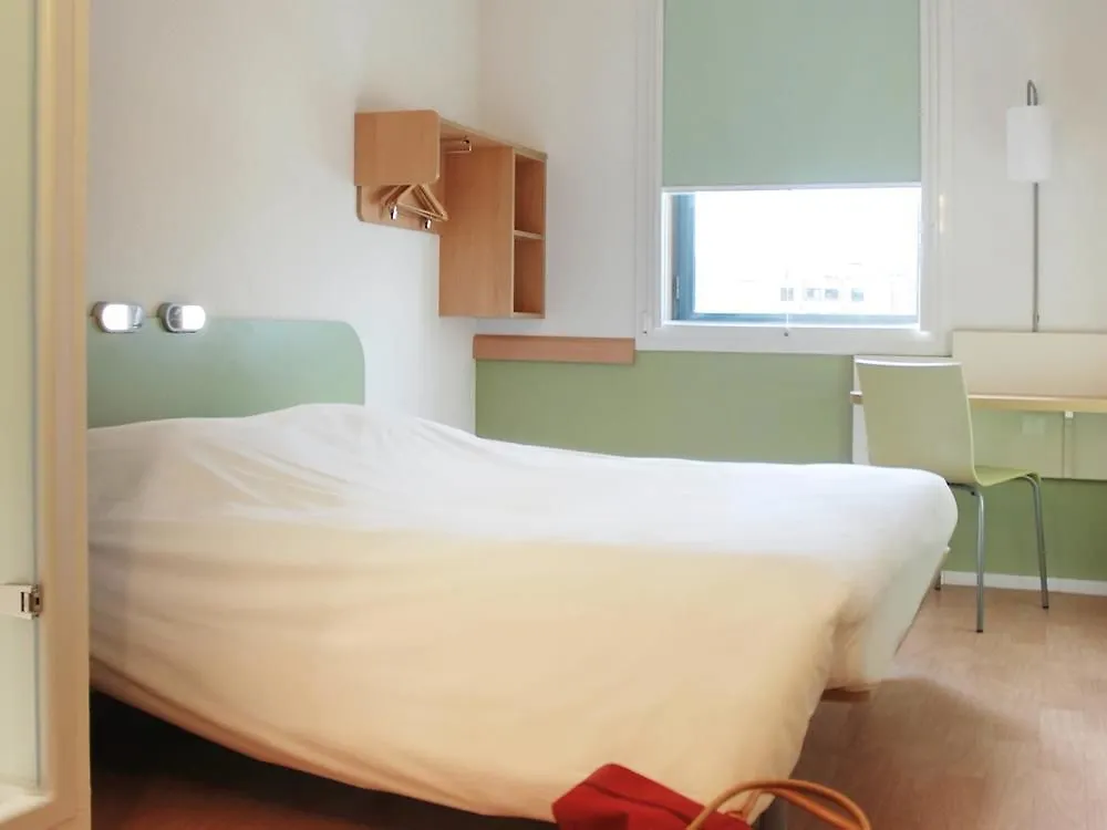 Ibis Styles Lyon Centre - Gare Part Dieu 3*,  France